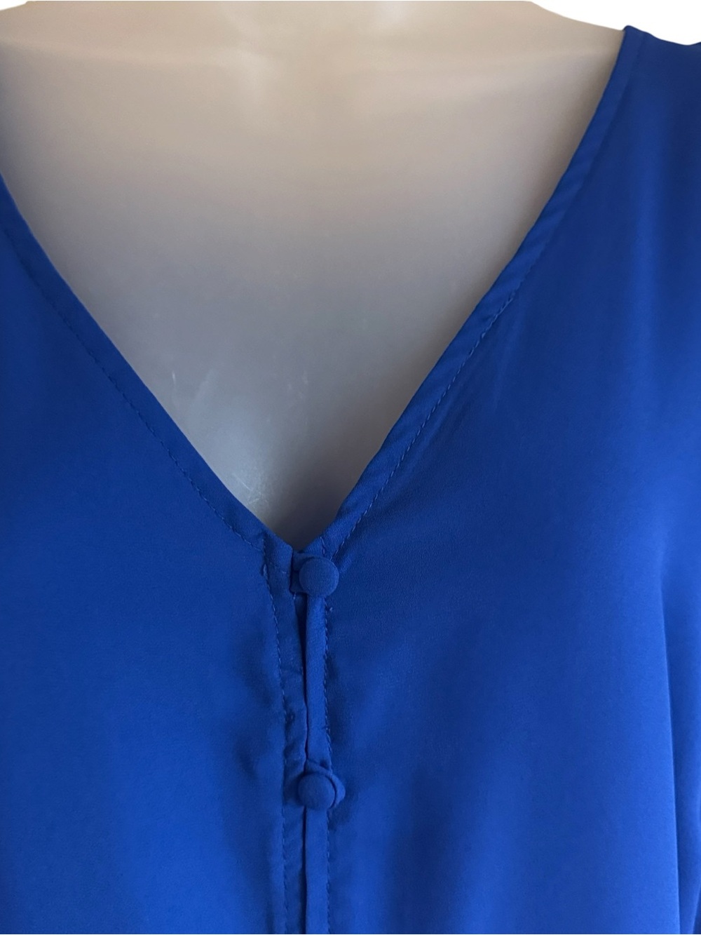 TORRID Royal Blue V-Neck Blouse  PLUS: 4X   #Y - Picture 2 of 7